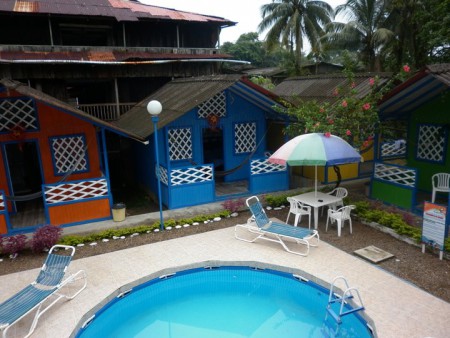 `PISCINA